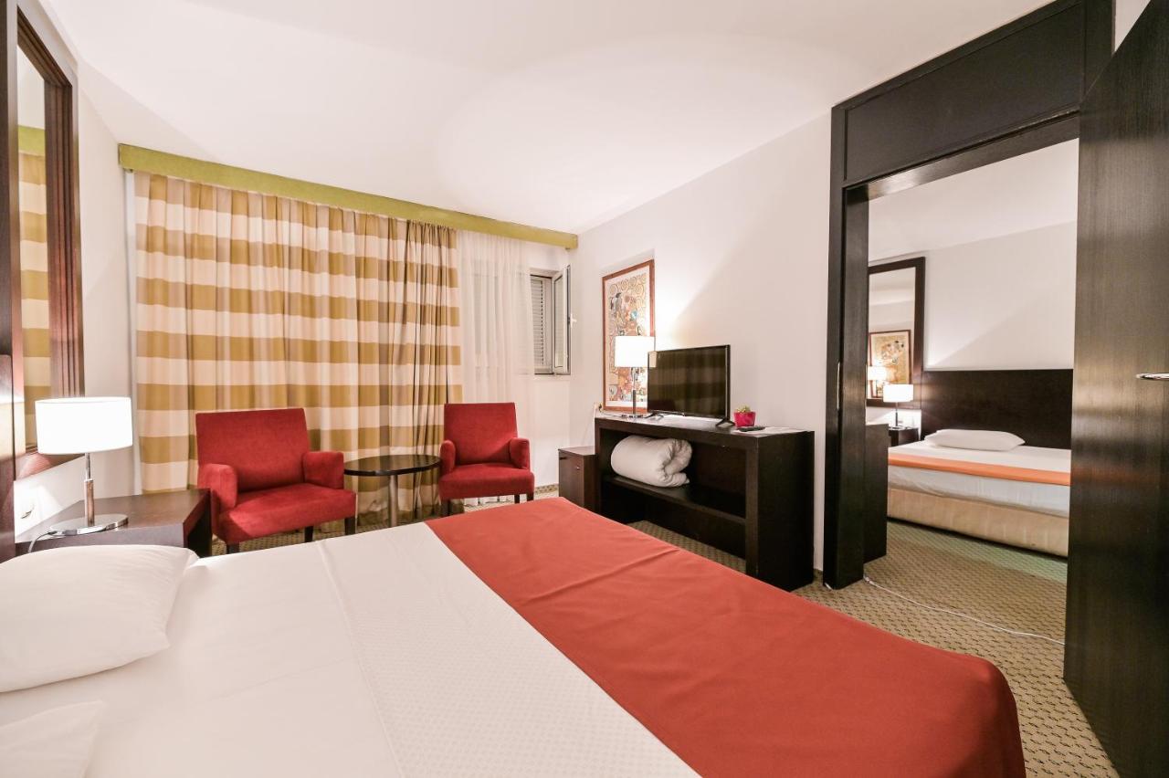 Hotel International Rab Town Exterior photo