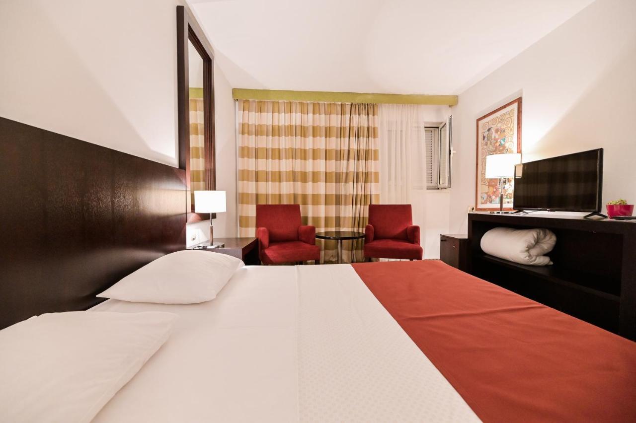 Hotel International Rab Town Exterior photo